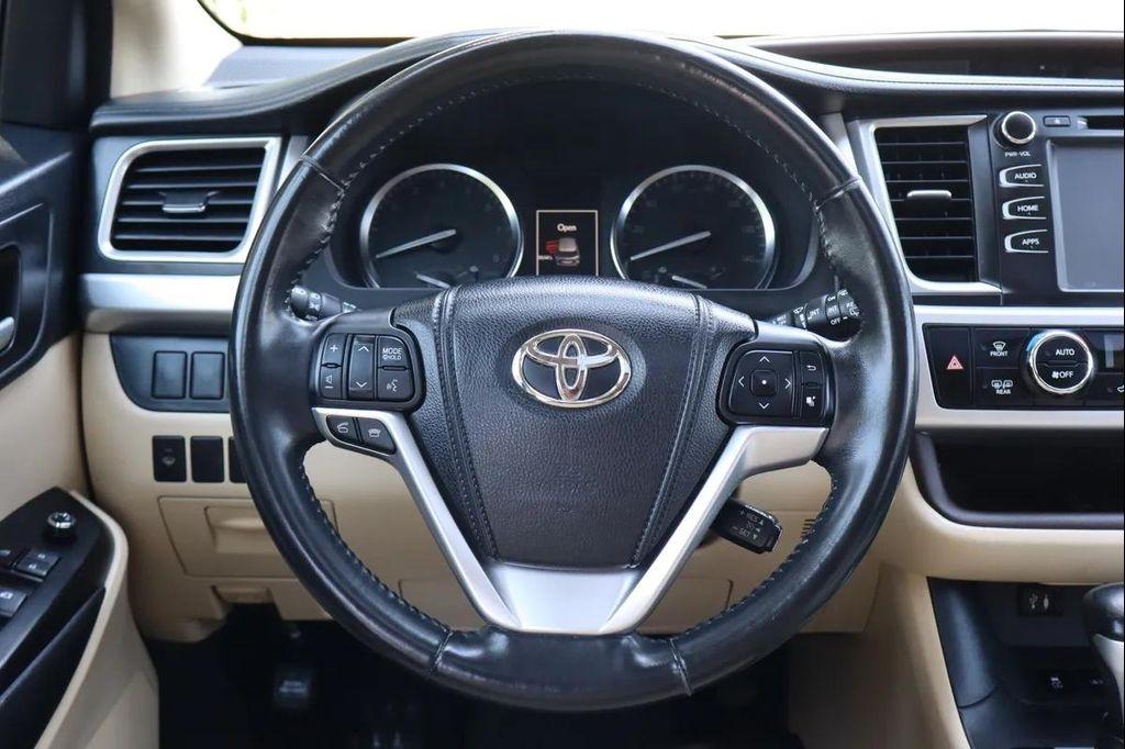 used 2015 Toyota Highlander car, priced at $15,999