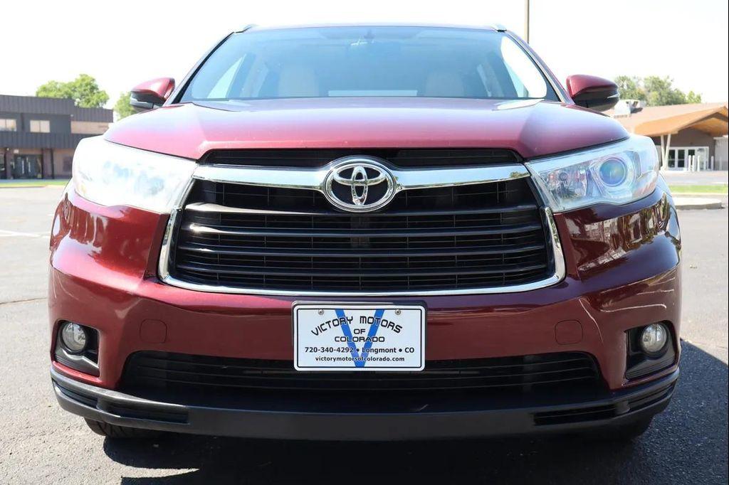 used 2015 Toyota Highlander car, priced at $15,999