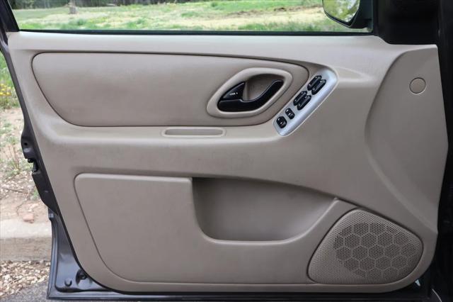 used 2007 Ford Escape car, priced at $4,999