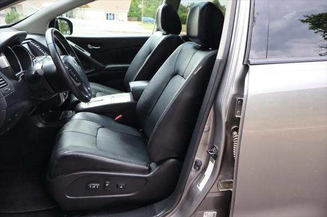 used 2009 Nissan Murano car, priced at $9,999