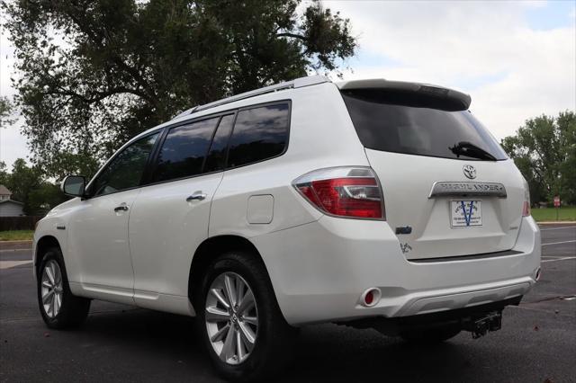 used 2010 Toyota Highlander Hybrid car, priced at $9,999