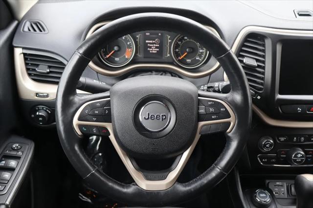used 2015 Jeep Cherokee car, priced at $10,999