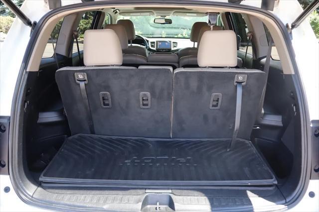 used 2016 Honda Pilot car, priced at $13,999