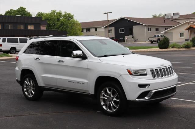 used 2014 Jeep Grand Cherokee car, priced at $11,999
