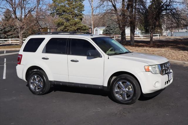 used 2009 Ford Escape car, priced at $6,999