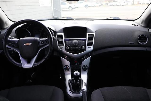 used 2014 Chevrolet Cruze car, priced at $9,999