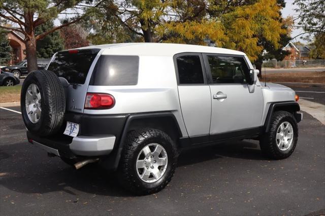 used 2008 Toyota FJ Cruiser car, priced at $15,999