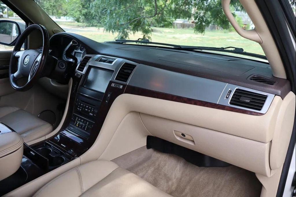 used 2012 Cadillac Escalade EXT car, priced at $14,999