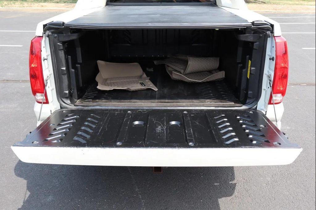 used 2012 Cadillac Escalade EXT car, priced at $14,999