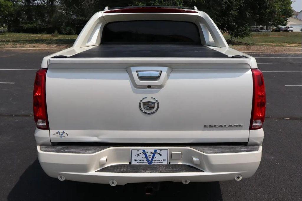 used 2012 Cadillac Escalade EXT car, priced at $14,999