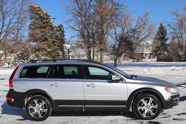 used 2015 Volvo XC70 car, priced at $10,999