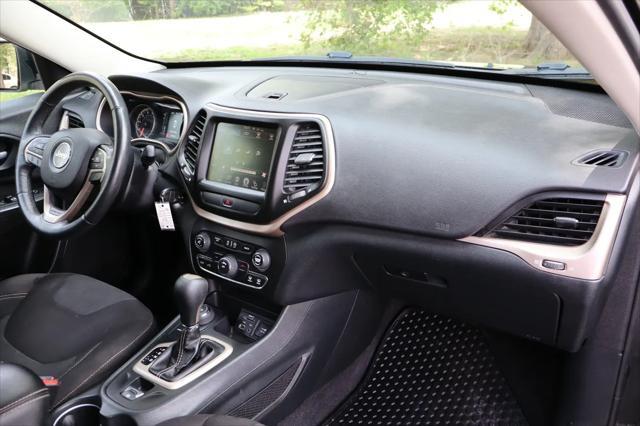 used 2016 Jeep Cherokee car, priced at $13,999