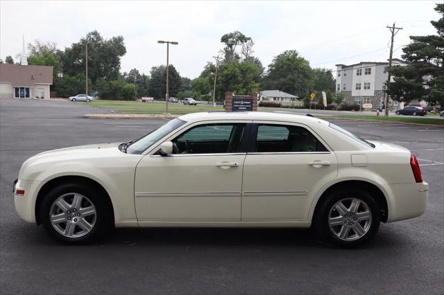 used 2006 Chrysler 300 car, priced at $5,999