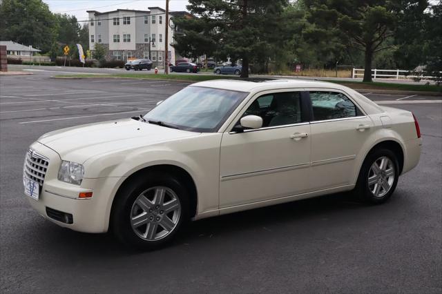 used 2006 Chrysler 300 car, priced at $5,999