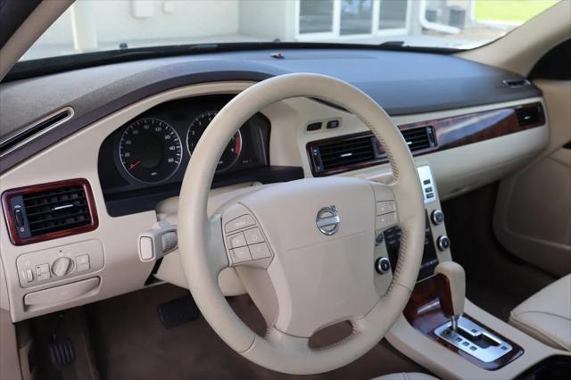 used 2007 Volvo S80 car, priced at $7,999
