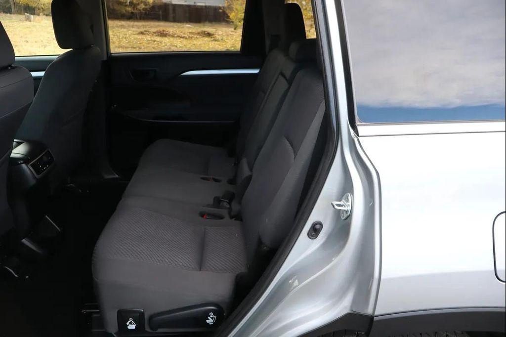 used 2019 Toyota Highlander car, priced at $18,999