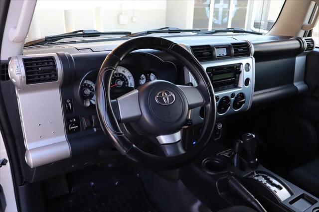 used 2007 Toyota FJ Cruiser car, priced at $21,999