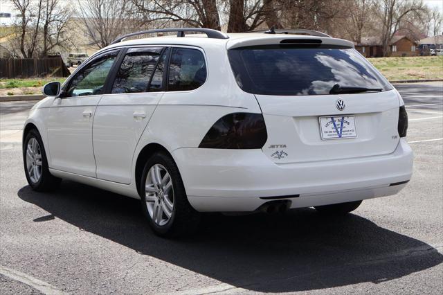 used 2013 Volkswagen Jetta SportWagen car, priced at $8,999