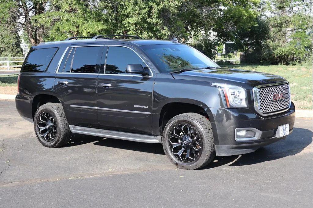 used 2017 GMC Yukon car, priced at $24,999