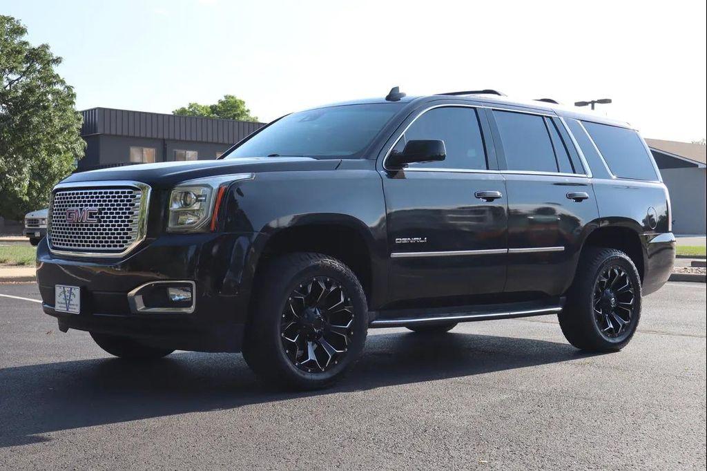 used 2017 GMC Yukon car, priced at $24,999