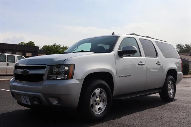 used 2010 Chevrolet Suburban car, priced at $9,999