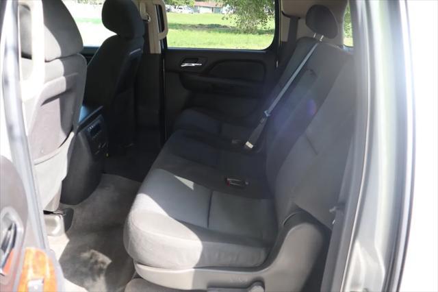 used 2010 Chevrolet Suburban car, priced at $9,999