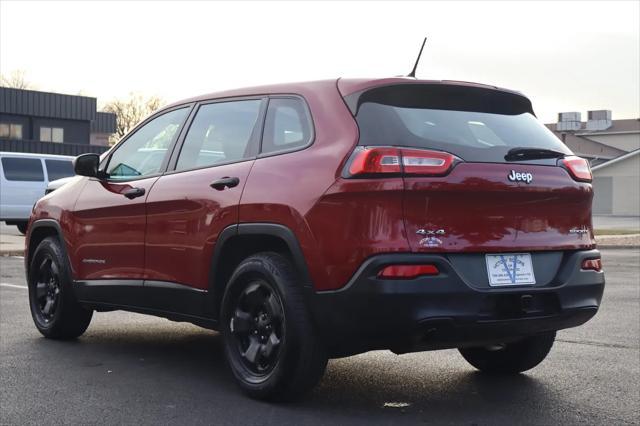 used 2015 Jeep Cherokee car, priced at $7,999