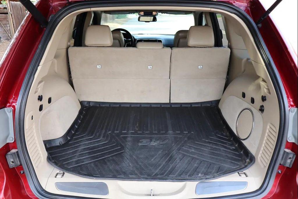 used 2014 Jeep Grand Cherokee car, priced at $9,999