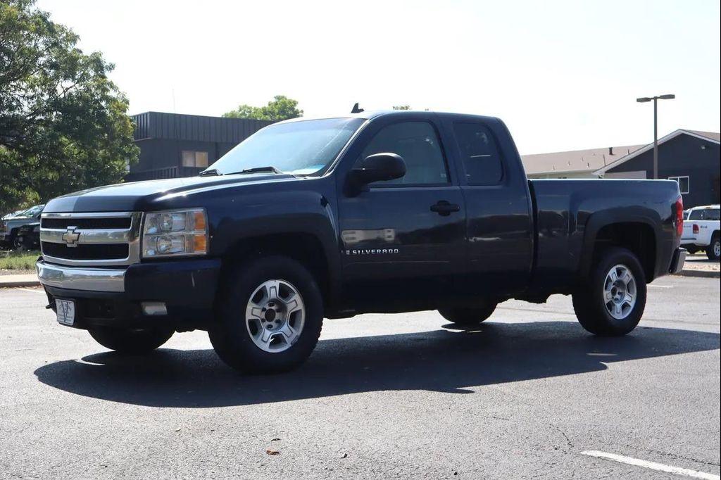 used 2007 Chevrolet Silverado 1500 car, priced at $8,999