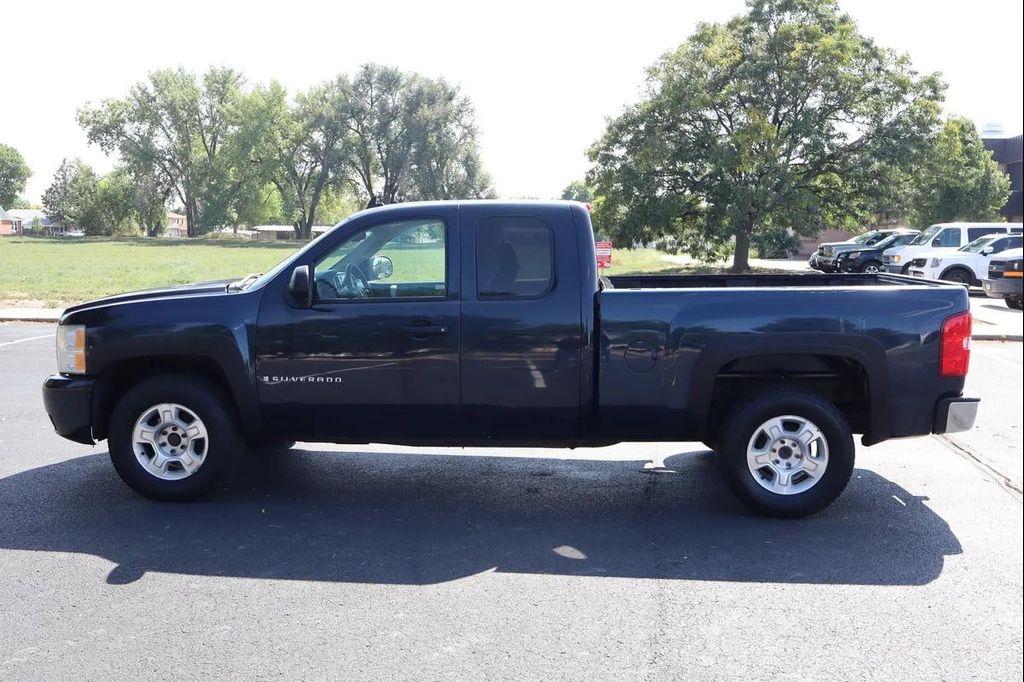 used 2007 Chevrolet Silverado 1500 car, priced at $8,999