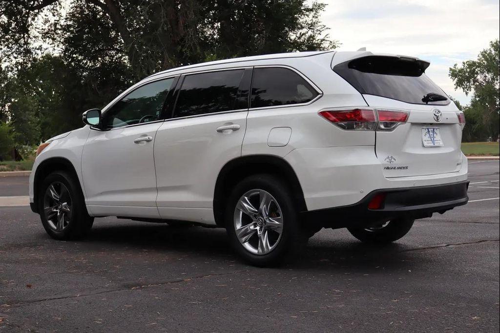 used 2016 Toyota Highlander car, priced at $19,999