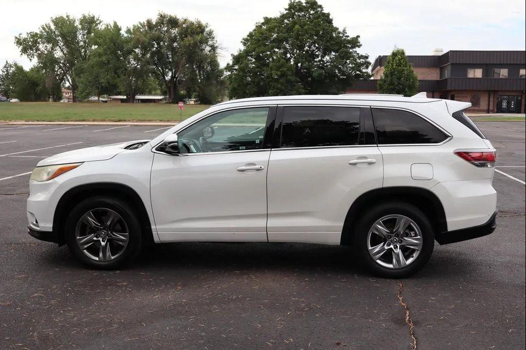 used 2016 Toyota Highlander car, priced at $19,999