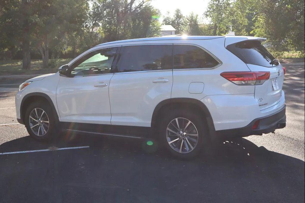 used 2019 Toyota Highlander car, priced at $23,999