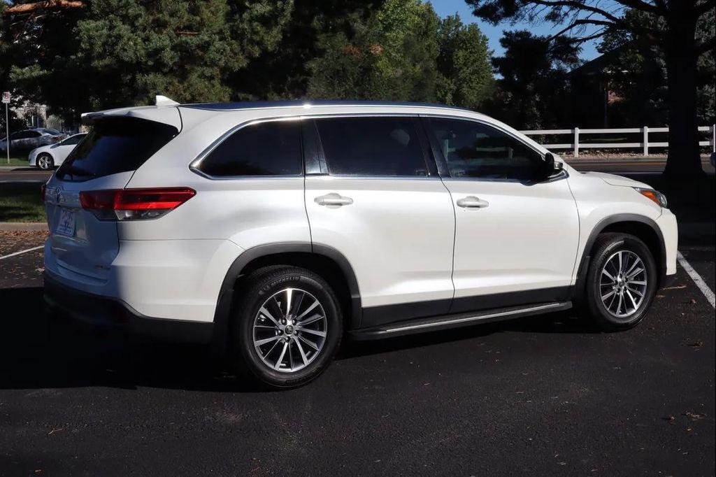used 2019 Toyota Highlander car, priced at $23,999