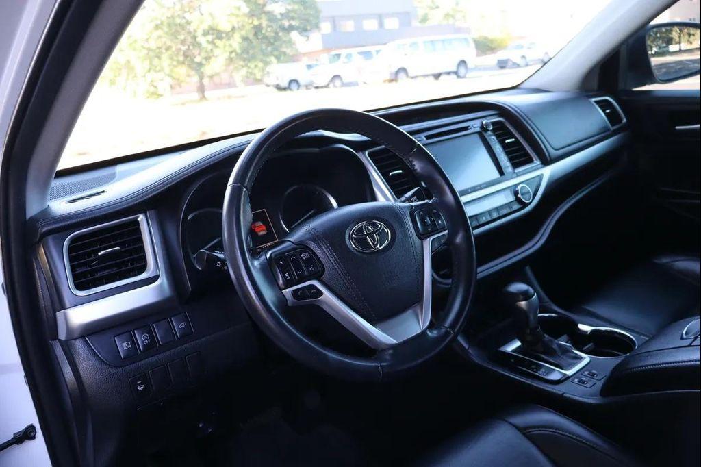 used 2019 Toyota Highlander car, priced at $23,999