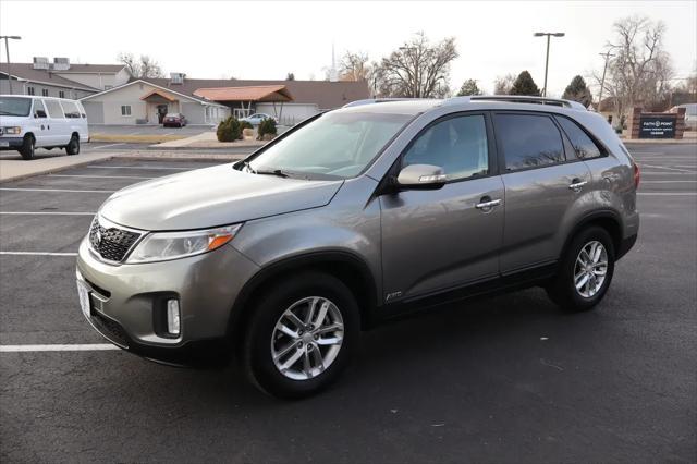 used 2014 Kia Sorento car, priced at $7,999