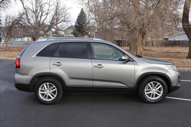 used 2014 Kia Sorento car, priced at $7,999