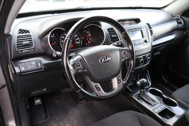 used 2014 Kia Sorento car, priced at $7,999