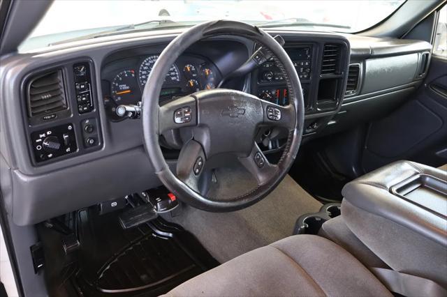 used 2006 Chevrolet Silverado 2500 car, priced at $11,999