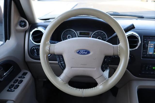 used 2005 Ford Expedition car, priced at $8,999