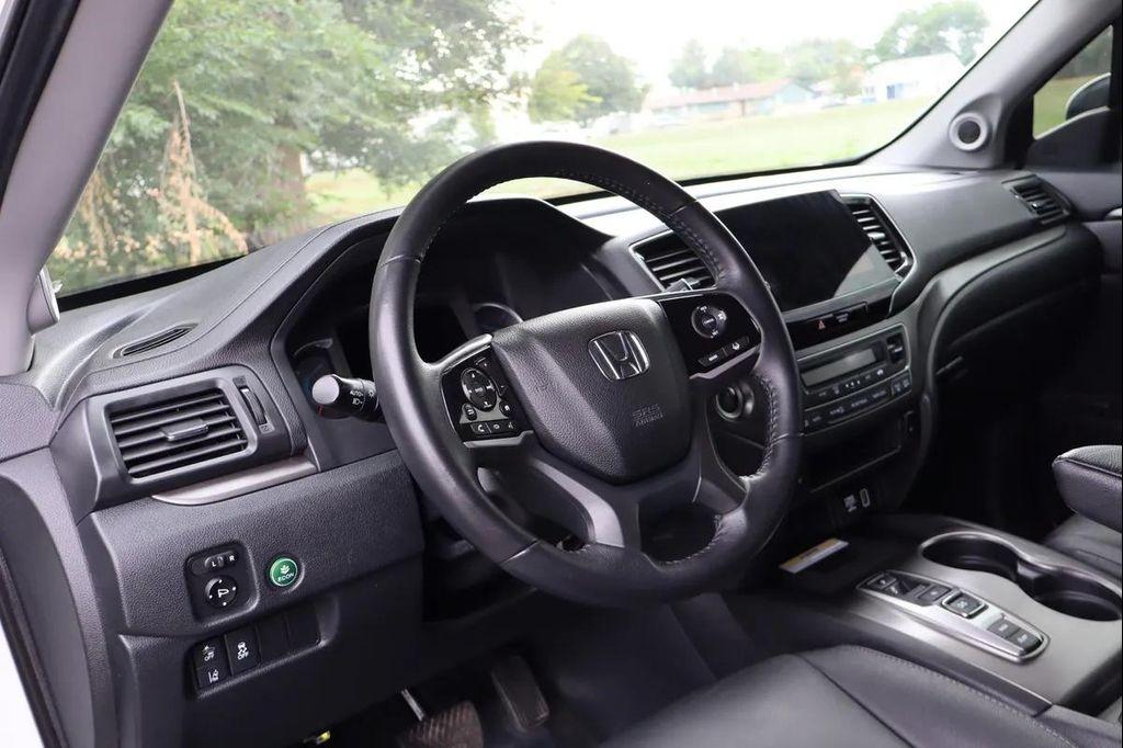 used 2021 Honda Pilot car, priced at $18,999