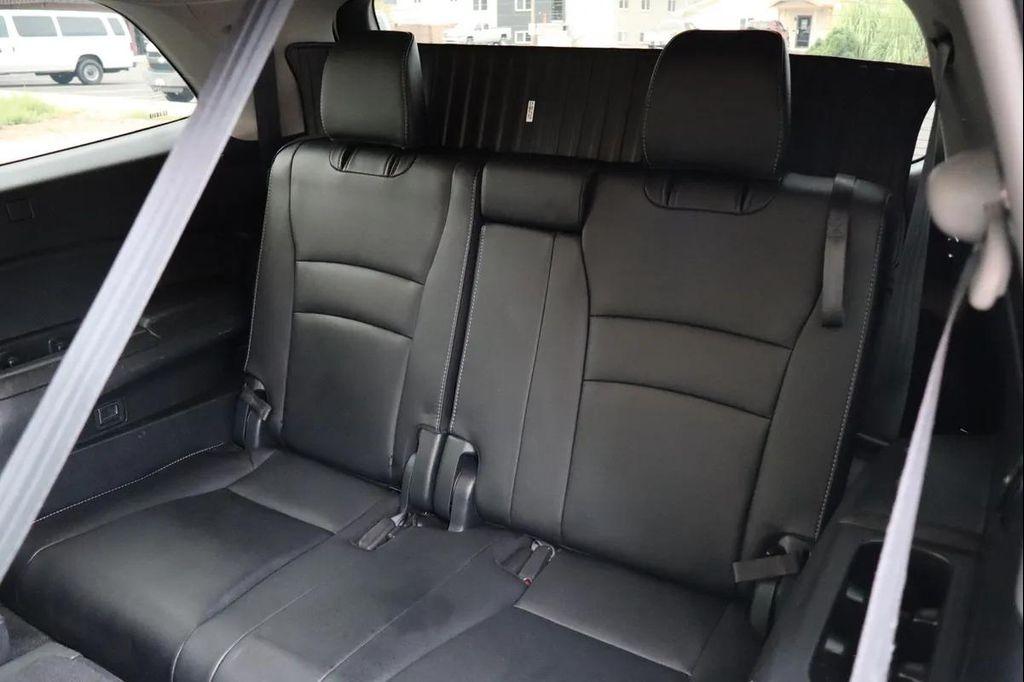 used 2021 Honda Pilot car, priced at $18,999