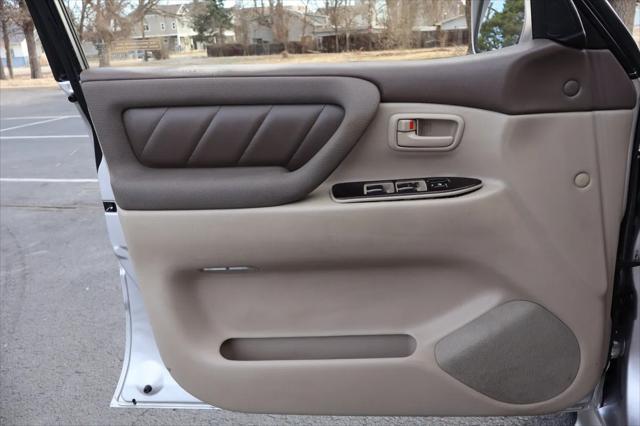 used 2000 Toyota Land Cruiser car, priced at $22,999