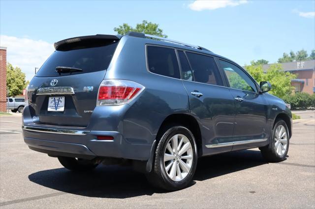 used 2013 Toyota Highlander Hybrid car, priced at $18,999