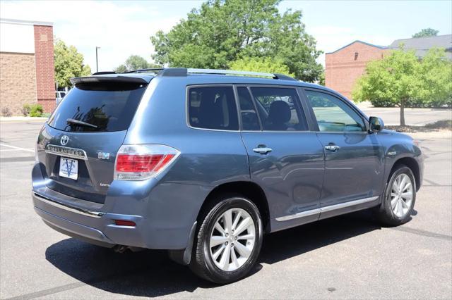 used 2013 Toyota Highlander Hybrid car, priced at $18,999