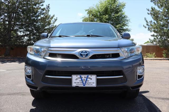 used 2013 Toyota Highlander Hybrid car, priced at $18,999