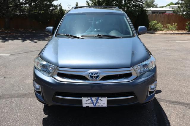 used 2013 Toyota Highlander Hybrid car, priced at $18,999