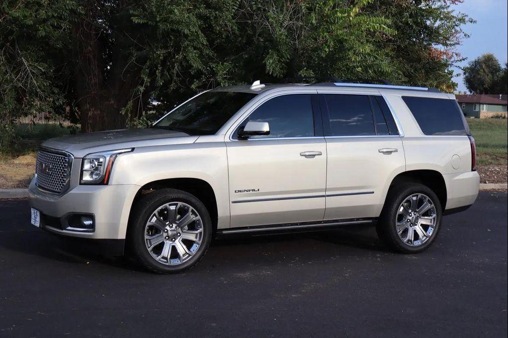 used 2015 GMC Yukon car, priced at $23,999