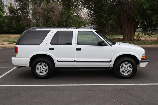 used 2001 Chevrolet Blazer car, priced at $8,999