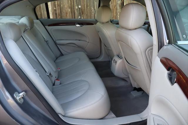 used 2007 Buick Lucerne car, priced at $7,999